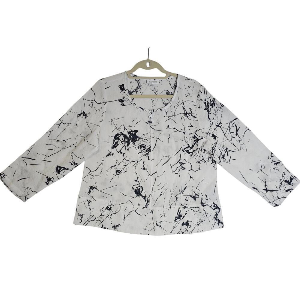 Habitat M‎ White n Black thin brush strokes artzy Top. Linen feel. Rayon blend
